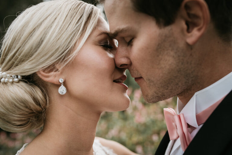 haat-loimaalla-pappisten-lavalla-tampere-turussa-haakuvaus-turku-haavalokuvaaja-petteri-mantysaari-dokumentaarinen-potrettti-haapotretti-haakuva-haakuvaus-32-of-46