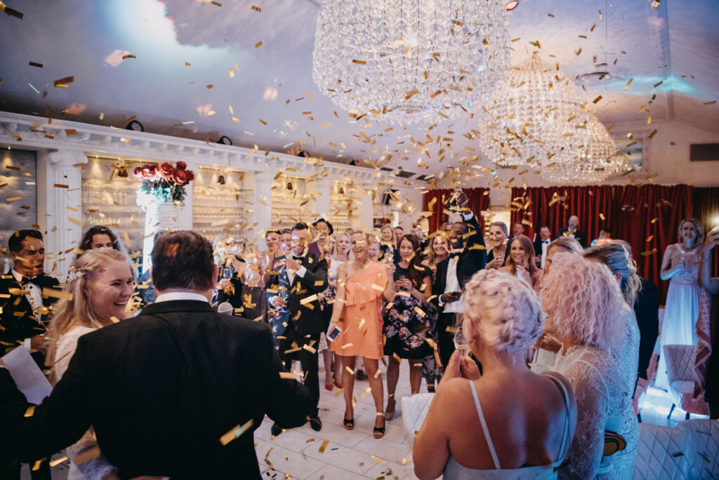 dokumentaarinen häävalokuvaus hääkuvaus petteri mäntysaari turku