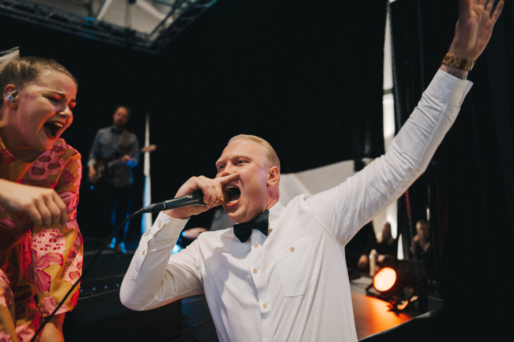 dokumentaarinen häävalokuvaus hääkuvaus petteri mäntysaari turku