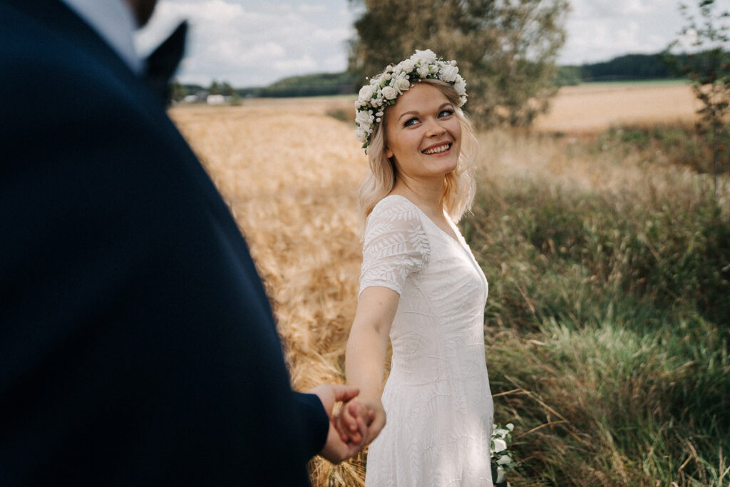 hääpotretti dokumentaarinen häävalokuvaus hääkuvaus petteri mäntysaari turku